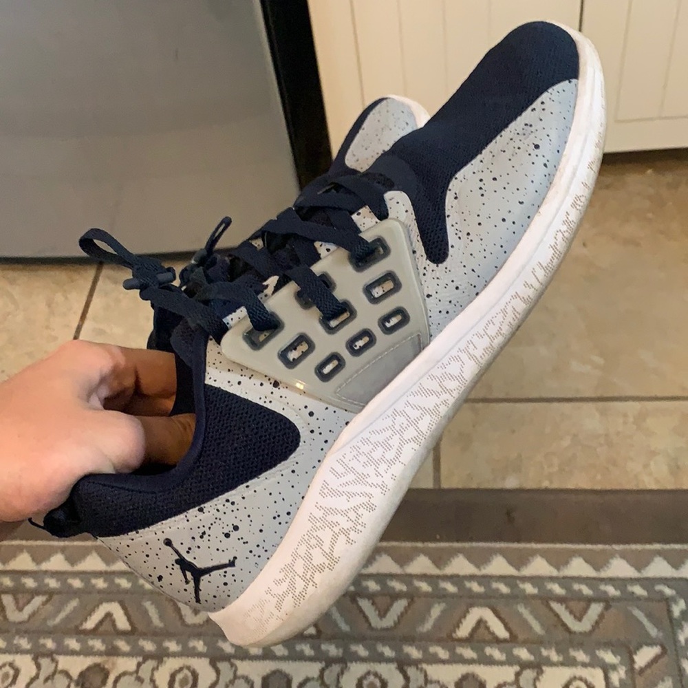 Nike Jordan Grind Re2pect Jeter Mens Trainer Shoes